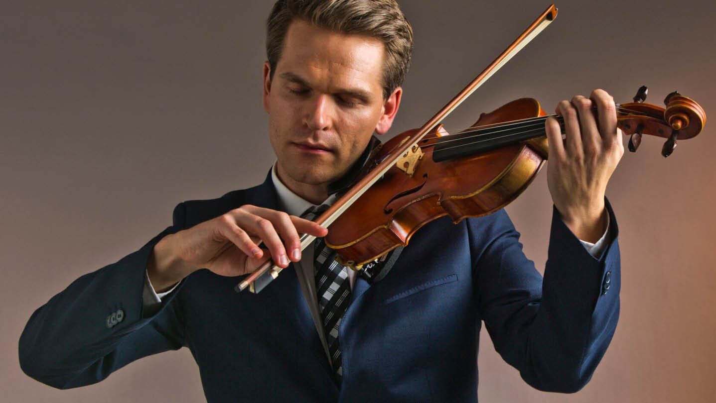 Mads Tolling: A Cool Yule